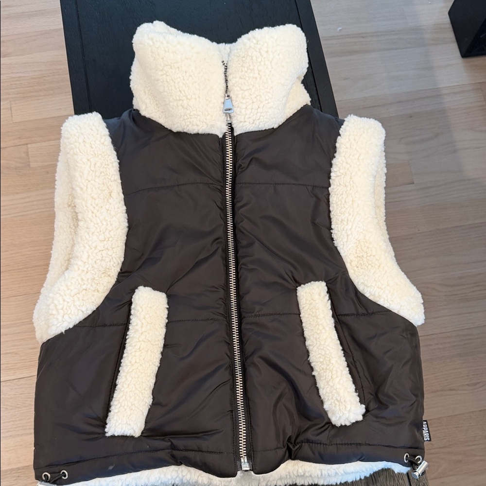 Reversible Black and Cream Sherpa Vest